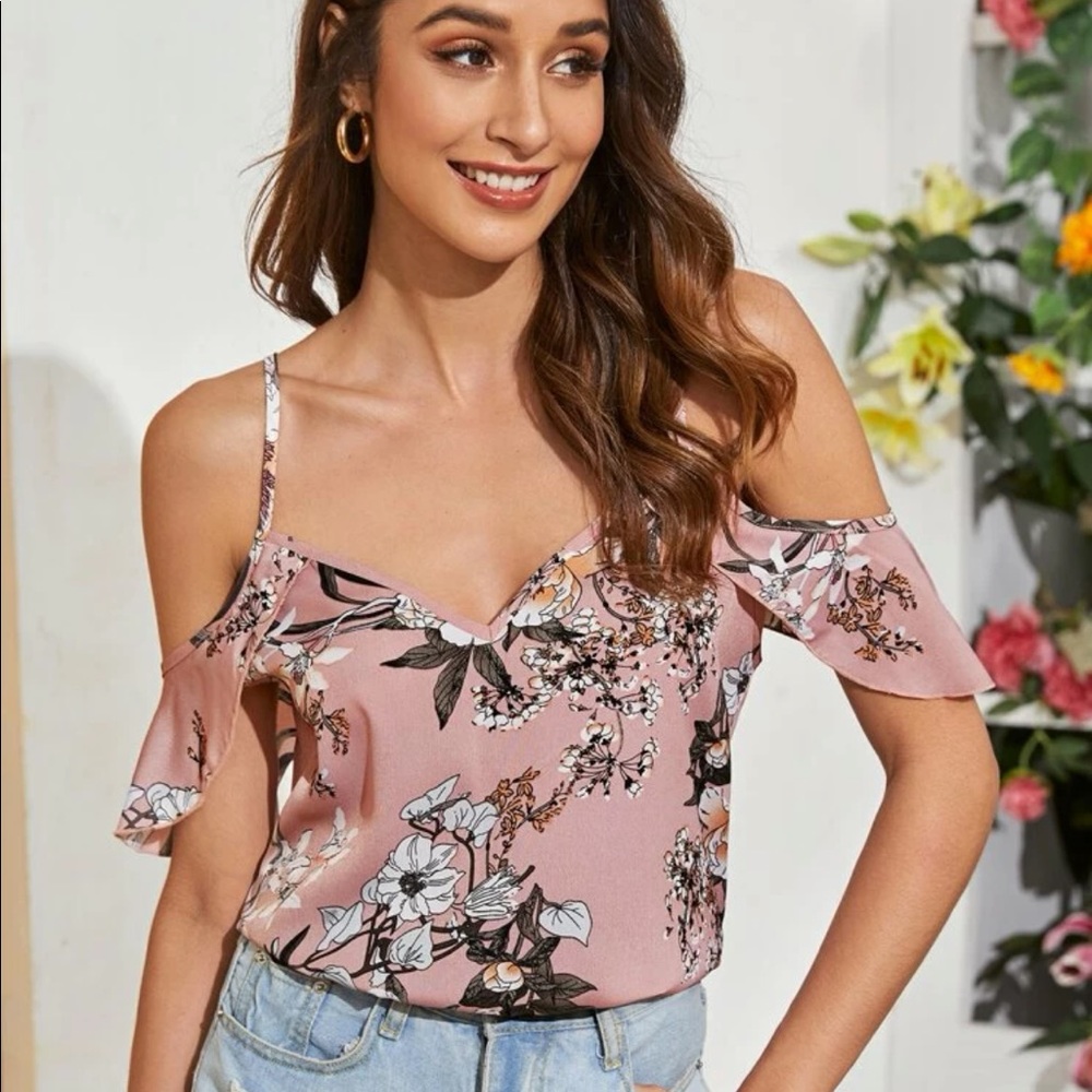 Floral print cold shoulder top